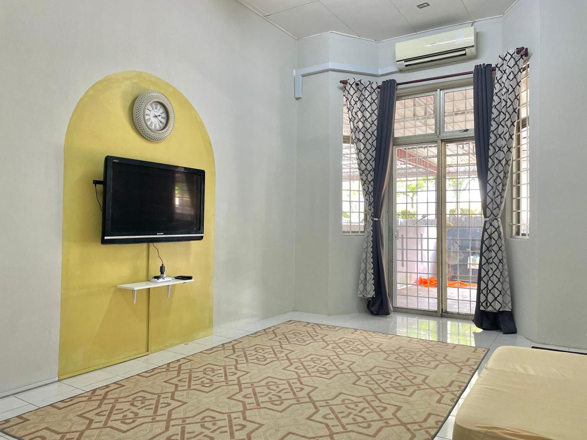 Ruwa Homestay Jitra Luaran gambar
